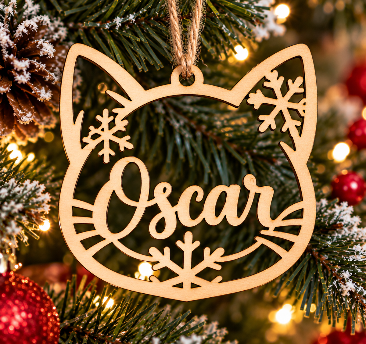 Ornement de Noël personnalisé en bois – Tête de chat 🐱🎄