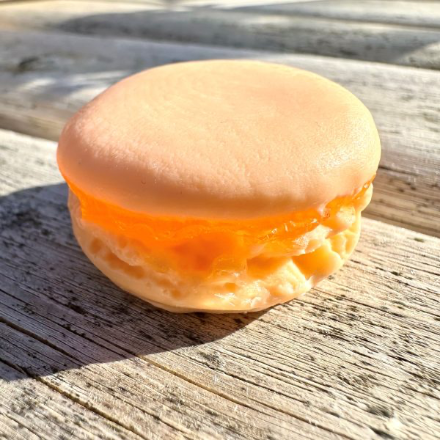 (Précommande) Macaron savon fourré MANDARINE