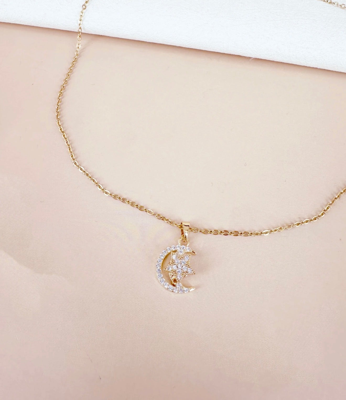 (Précommande) Collier anti stress lune étoile