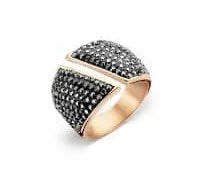 Bague en pierre noire couleur or rose