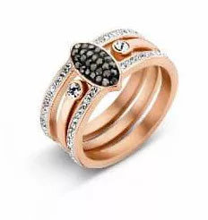 Bague en or rose avec pierres noires et blanches