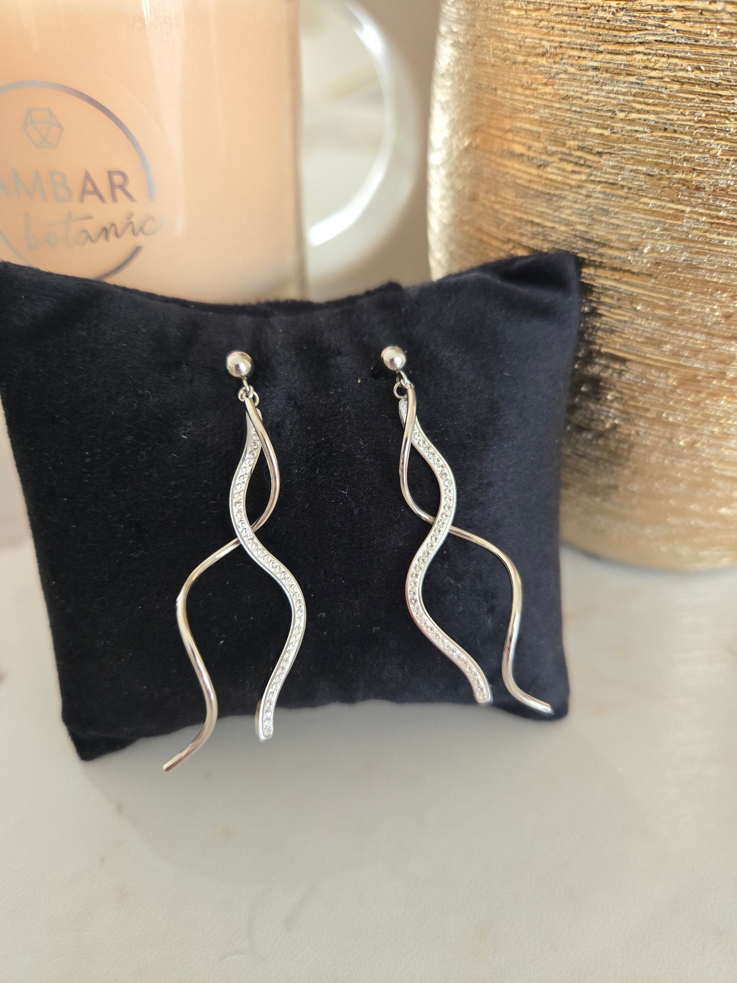 Boucles d'oreilles en pierre blanche couleur argent