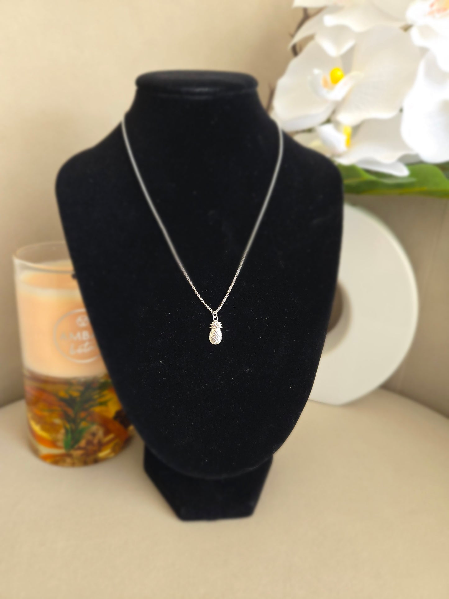 Collier ananas couleur argent