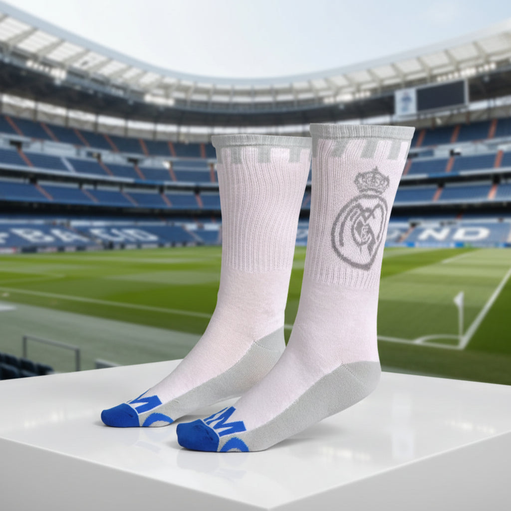 (Précommande) Chaussettes longues blanches pour adultes Real Madrid 38/45
