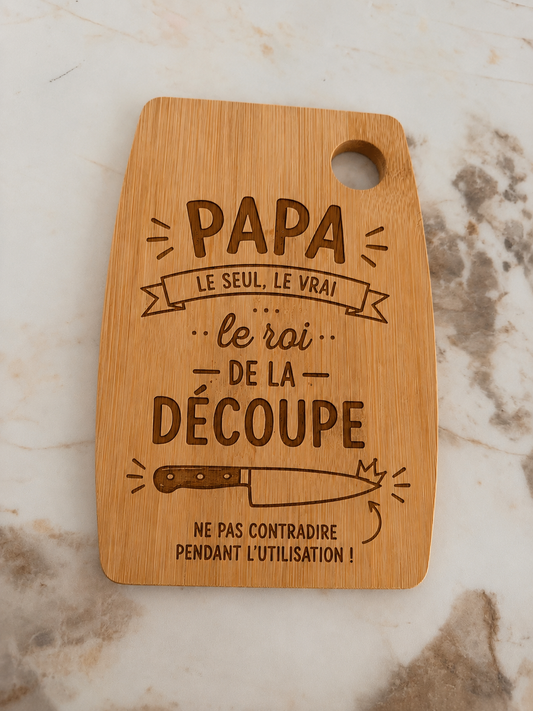 🔪👑 Planche apéritive en bambou gravée – “Papa, le roi de la découpe” 👑🔪