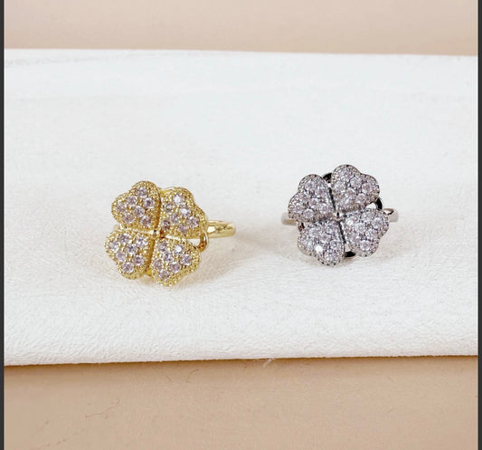 (Précommande) Bague anti stress trèfle