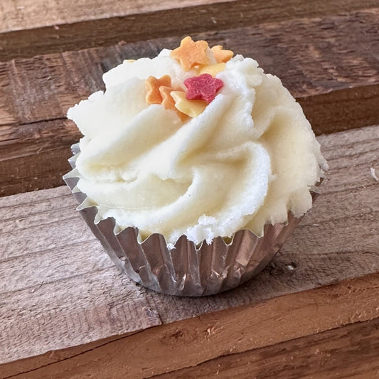 (Précommande) Fondant cup cake aux beurres de cacao et karité bio 55 g Cannelle orange (pour le bain)
