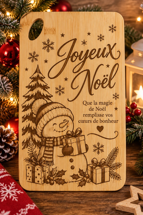 Planche à découper en bambou gravée – “Joyeux Noël” 🎄☃️