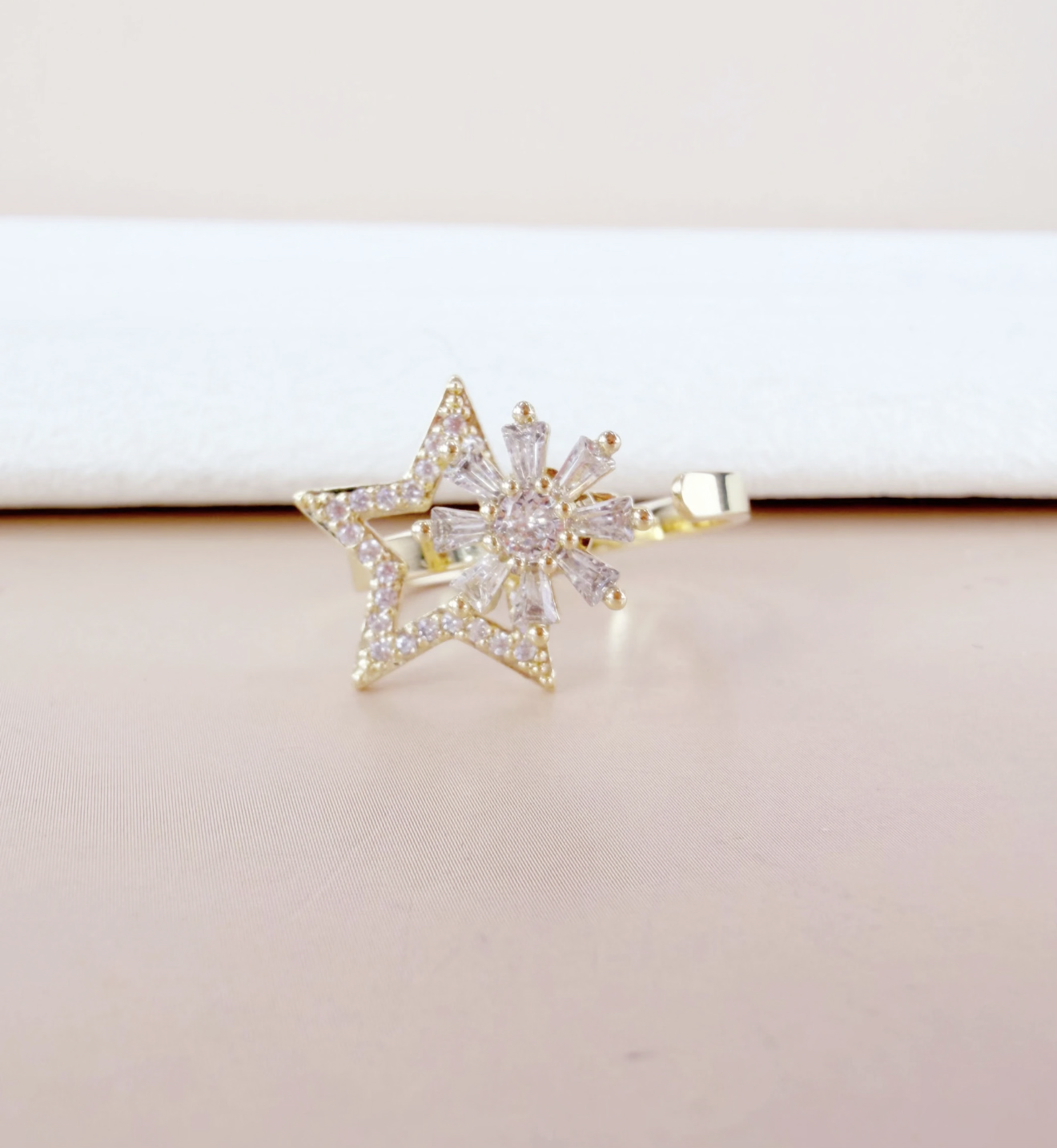 Bague anti-stress étoile dorée strass