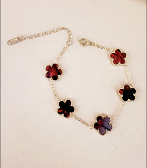 (Précommande) Bracelet trèfles motif nacré (couleur au choix)