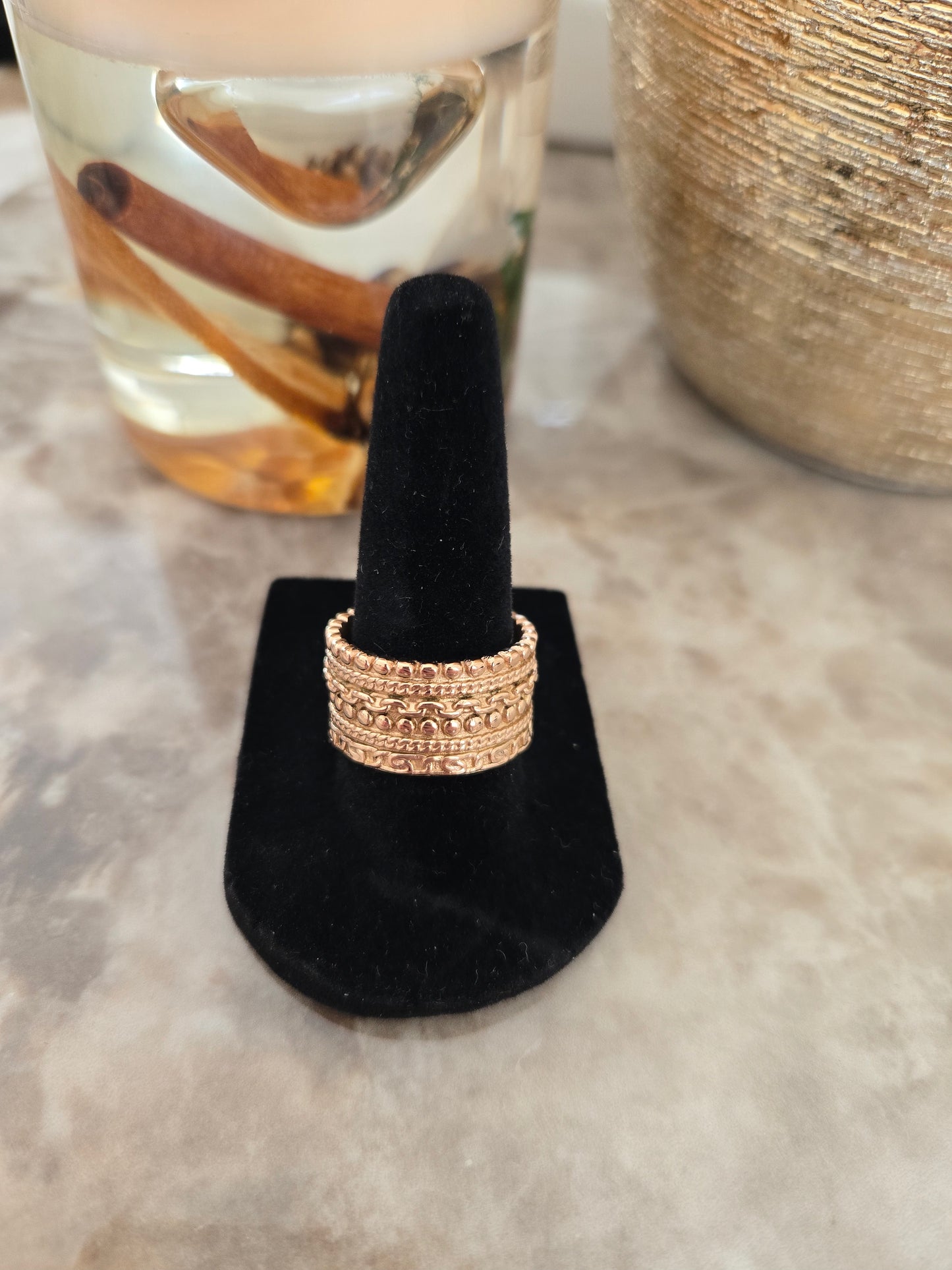 Bague épaisse en or rose