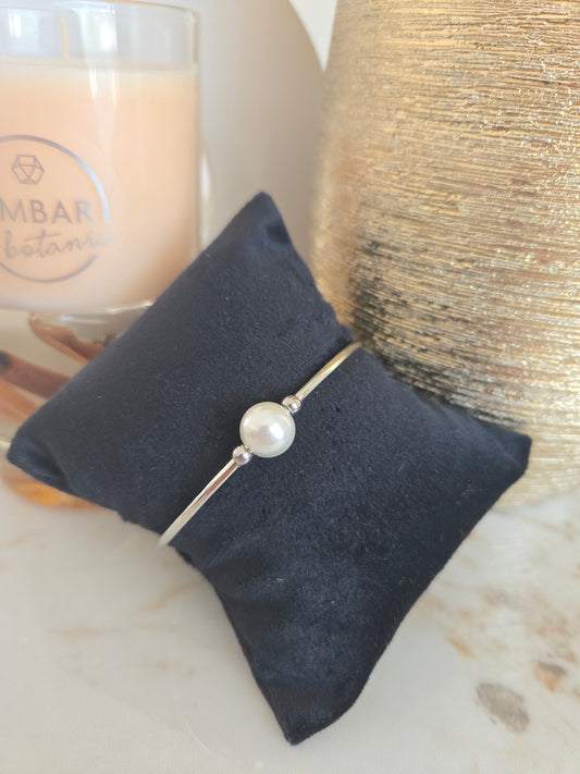 Bracelet en perles couleur argent