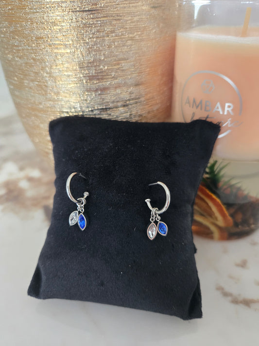 Boucles d'oreilles Victoria argentées avec pierres bleues et blanches