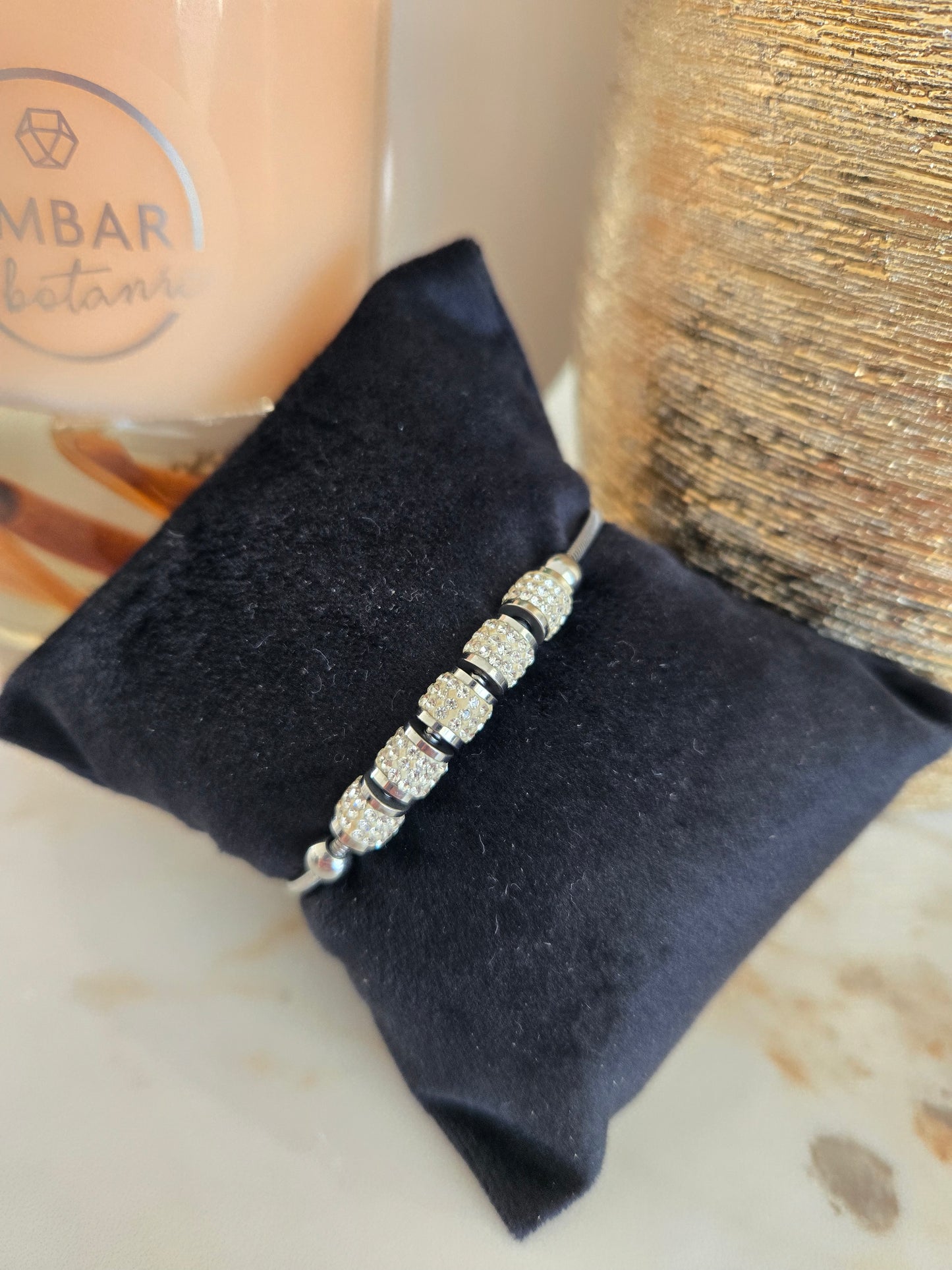 Bracelet argenté  avec pierre