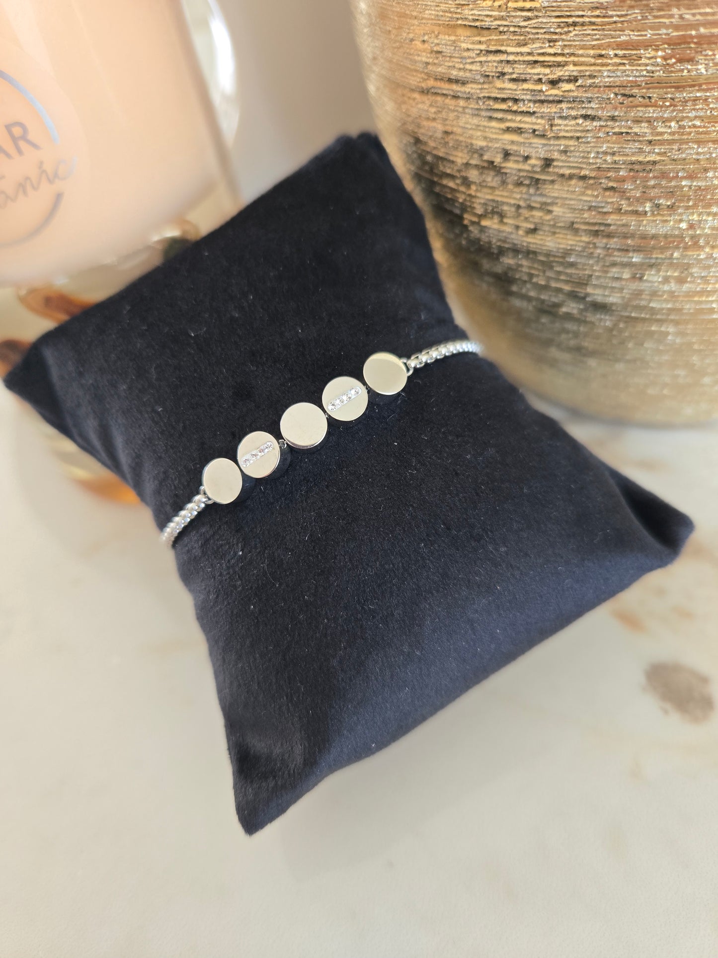 Bracelet en pierres colorées argentées